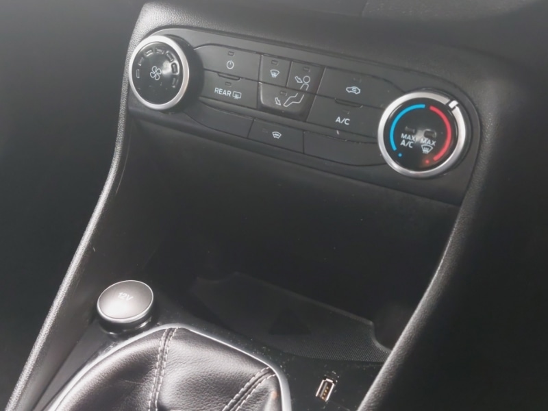 Used Ford Fiesta 2019 for sale - 76816204: Photo 18