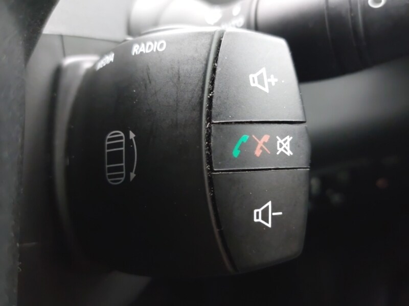 Used Renault Zoe 2019 for sale - 76478475: Photo 15