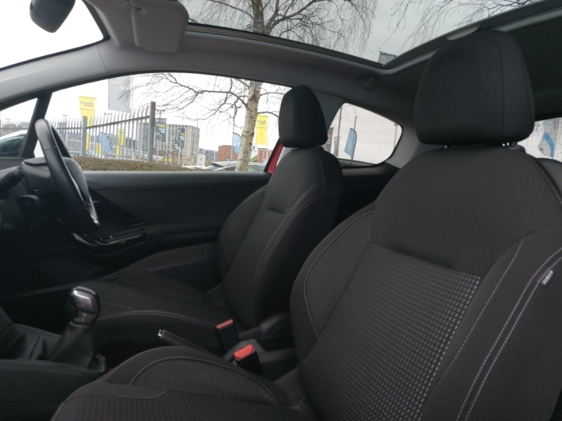 Used Peugeot 208 2017 for sale - 77847272: Photo 18