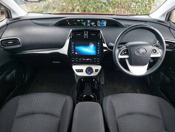 Used Toyota Prius 2017 for sale - 77822812: Photo