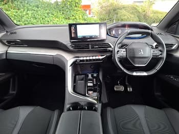 Used Peugeot 5008 2023 for sale - 79691356: Photo