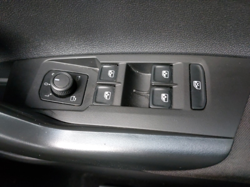 Used Volkswagen Polo 2023 for sale - 76897496: Photo 15