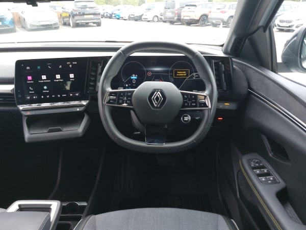 Used Renault Megane E Tech 2023 for sale - 76325709: Photo 12
