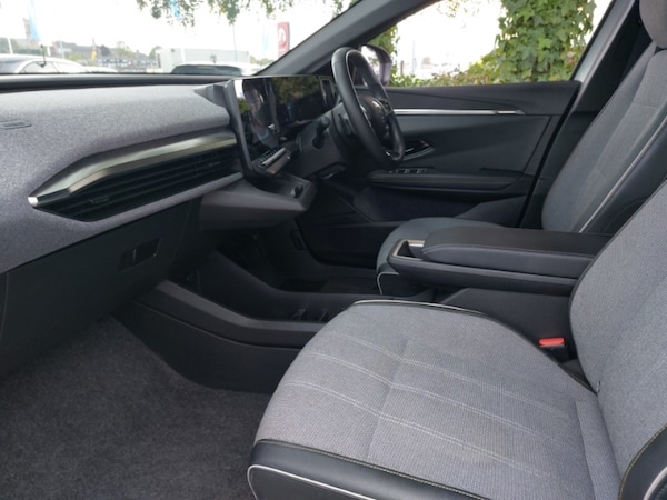 Used Renault Megane E Tech 2023 for sale - 76325709: Photo 5