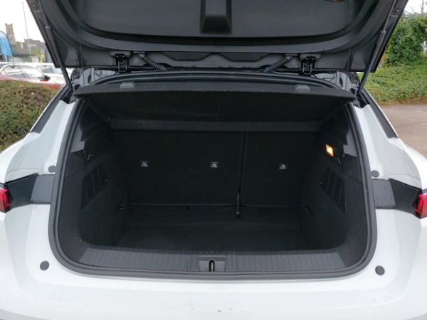 Used Renault Megane E Tech 2023 for sale - 76325709: Photo 8