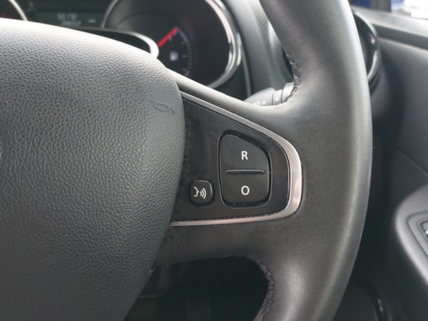 Used Renault Clio 2018 for sale - 76325721: Photo 14