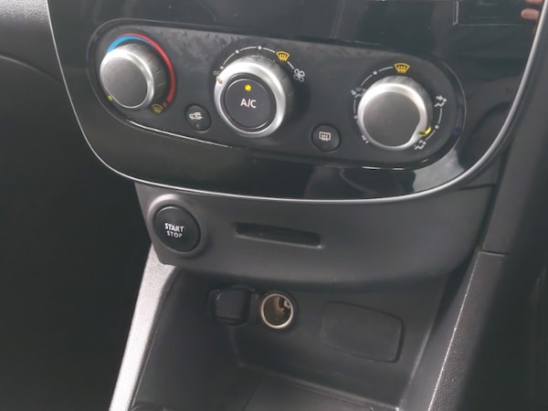 Used Renault Clio 2018 for sale - 76325721: Photo 17
