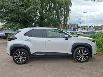 Used Toyota Yaris Cross 2023 for sale - 79175692: Photo