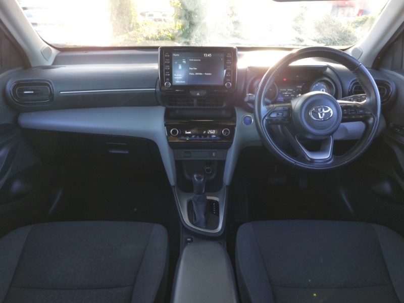 Used Toyota Yaris Cross 2022 for sale - 77141348: Photo 2