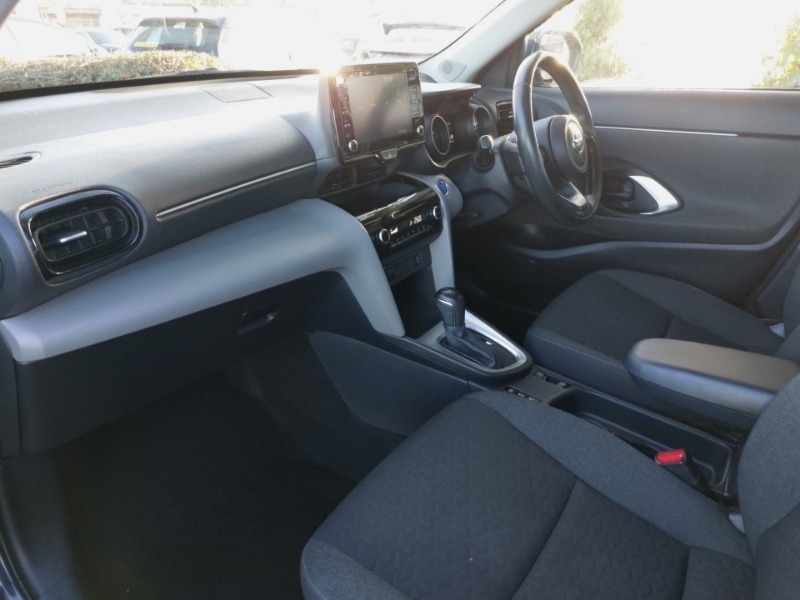 Used Toyota Yaris Cross 2022 for sale - 77141348: Photo 5