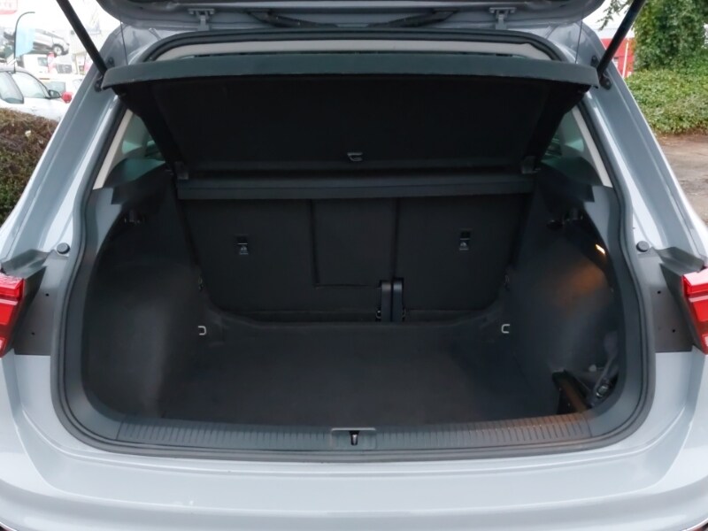 Used Volkswagen Tiguan 2021 for sale - 77324835: Photo 8