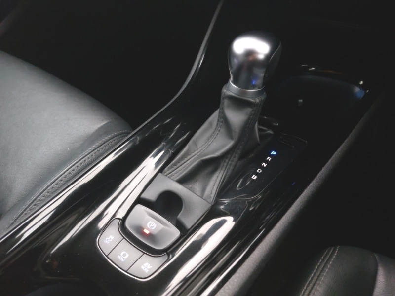 Used Toyota C-HR 2019 for sale - 76853989: Photo 17