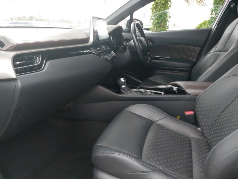 Used Toyota C-HR 2019 for sale - 76853989: Photo 5