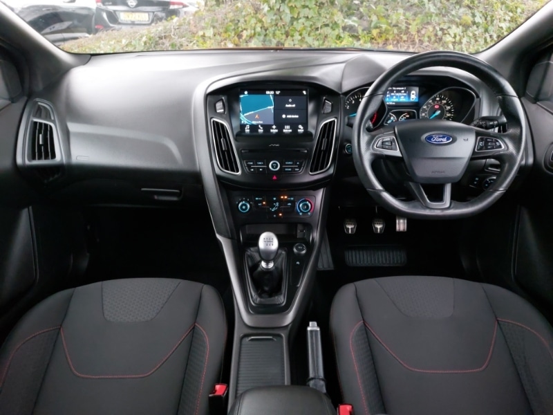 Used Ford Focus 2017 for sale - 77969178: Photo 2