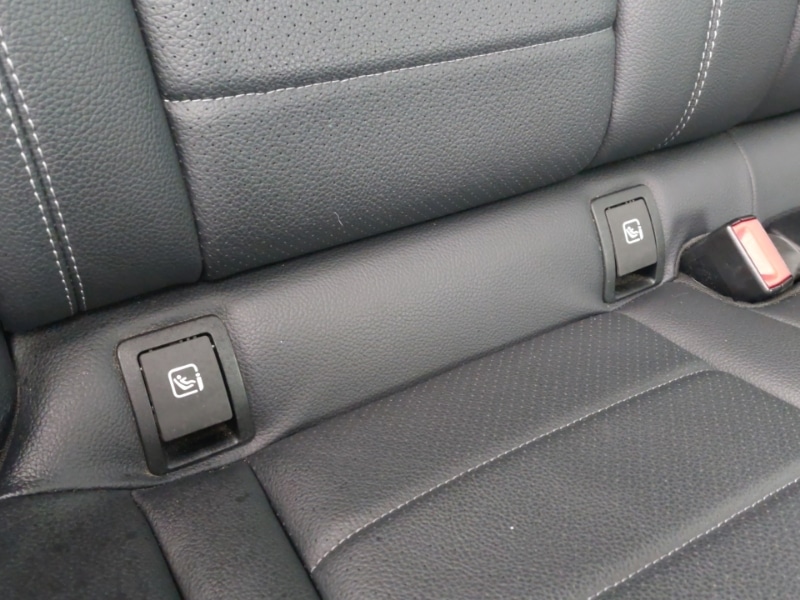 Used Mercedes-Benz GLC 2018 for sale - 77632760: Photo 18