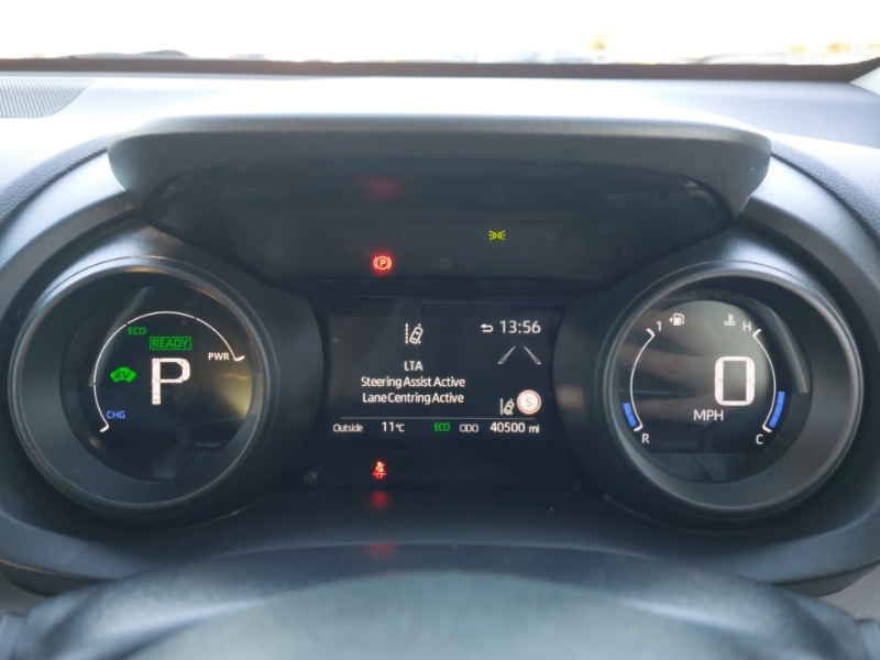 Used Toyota Yaris Cross 2022 for sale - 77228619: Photo 15