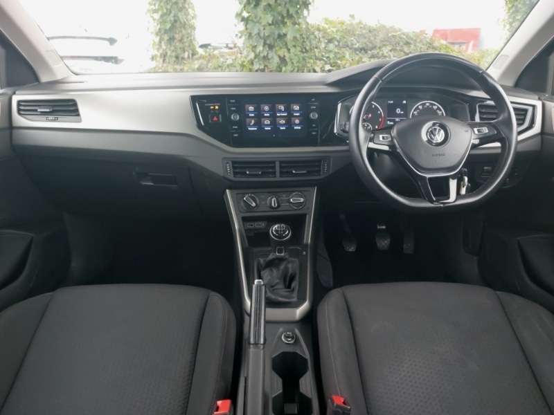 Used Volkswagen Polo 2019 for sale - 76822188: Photo 2