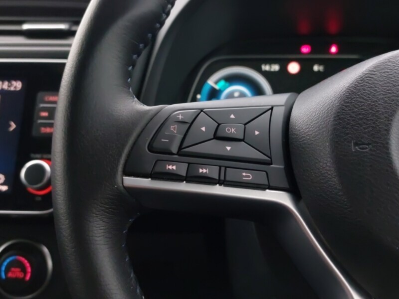 Used Nissan Leaf 2022 for sale - 77371143: Photo 13