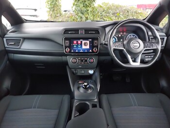 Used Nissan Leaf 2022 for sale - 77371143: Photo