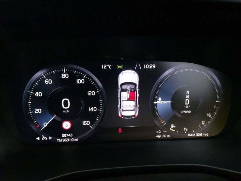 Used Volvo XC40 2022 for sale - 76897463: Photo 11