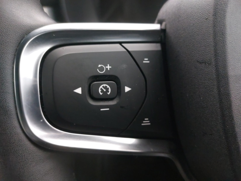 Used Volvo XC40 2022 for sale - 76897463: Photo 16