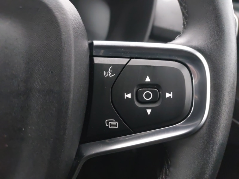 Used Volvo XC40 2022 for sale - 76897463: Photo 17