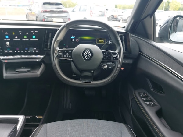 Used Renault Megane E Tech 2023 for sale - 76268899: Photo 12