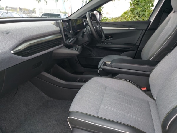 Used Renault Megane E Tech 2023 for sale - 76268899: Photo 5