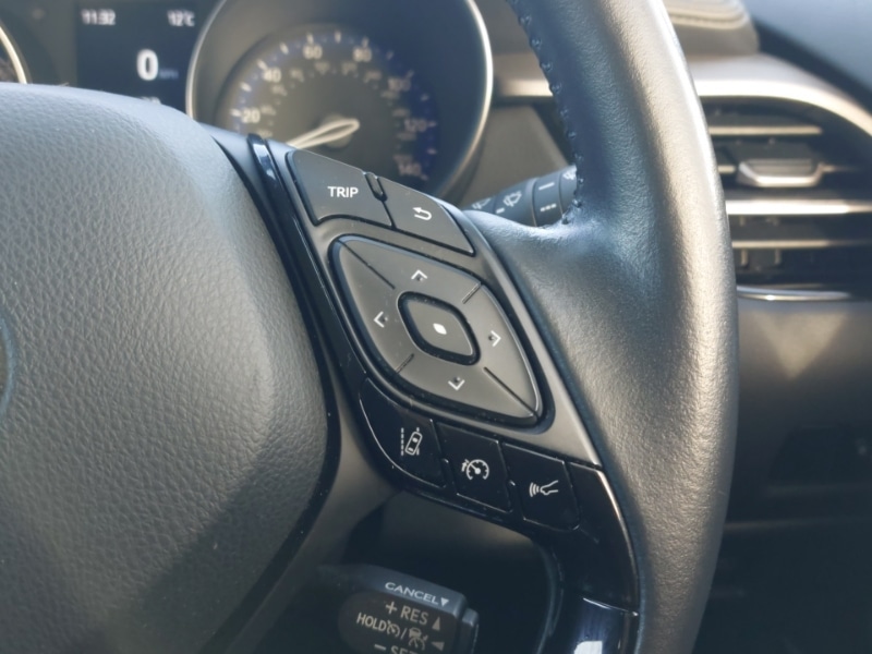 Used Toyota C-HR 2022 for sale - 76651359: Photo 14