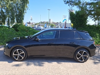 Used Vauxhall Astra 2024 for sale - 79227095: Photo