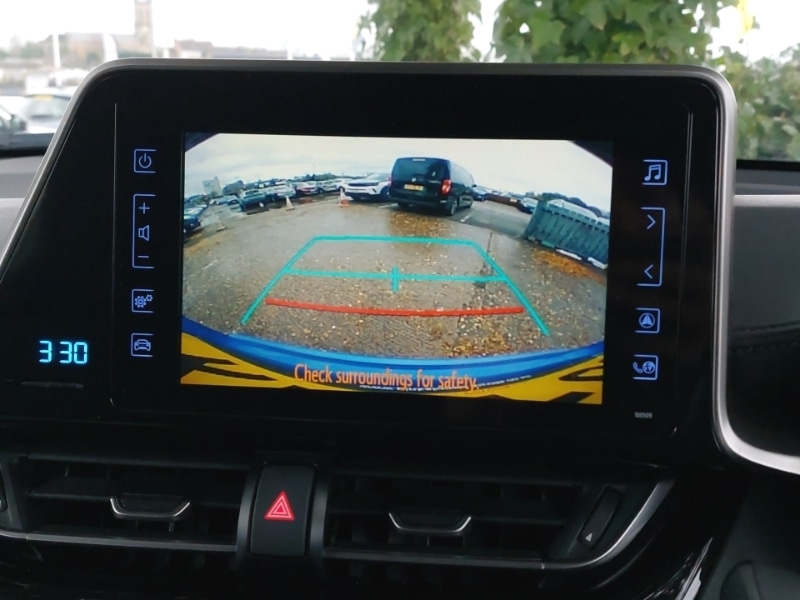 Used Toyota C-HR 2018 for sale - 76560352: Photo 11