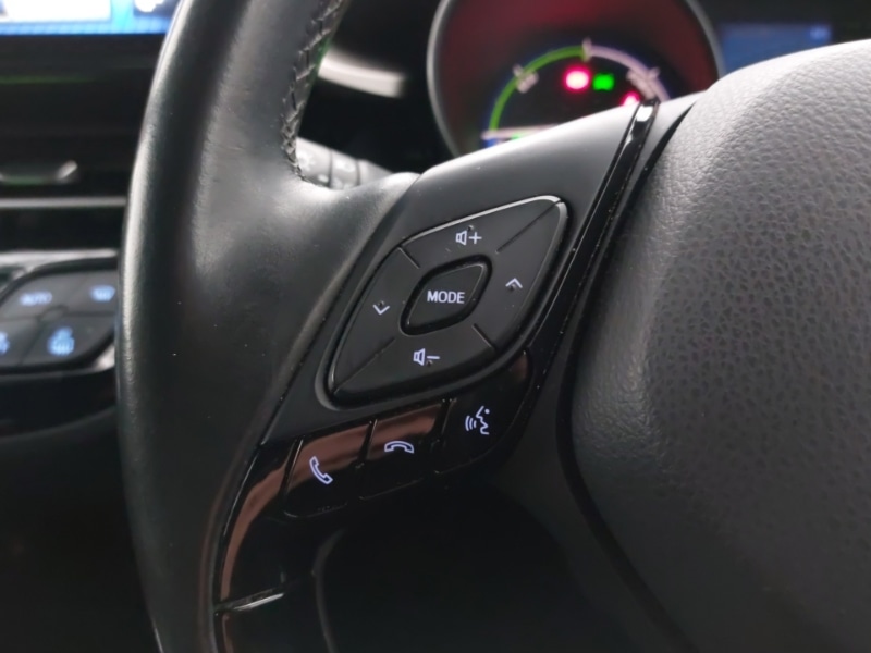 Used Toyota C-HR 2018 for sale - 76560352: Photo 13