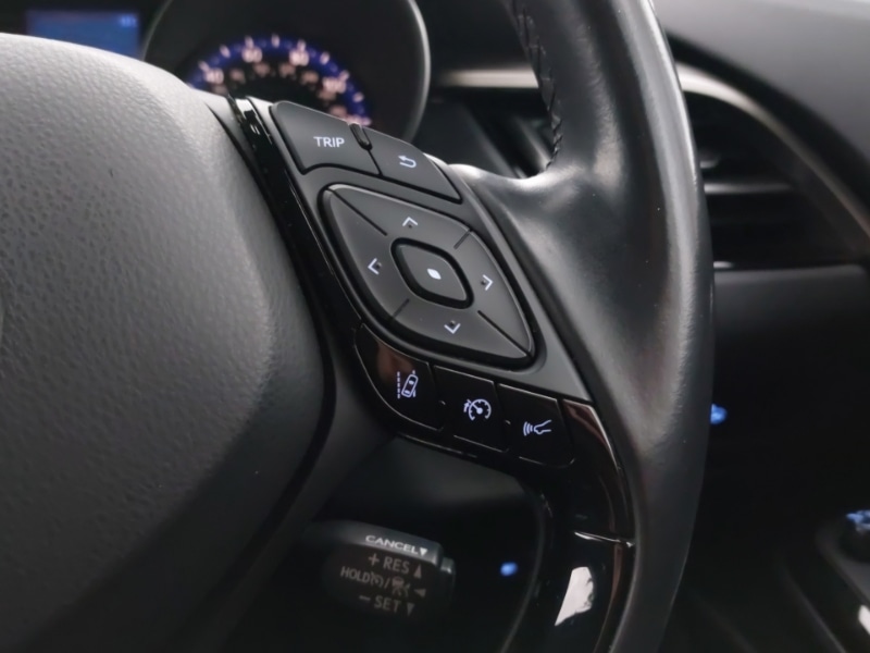 Used Toyota C-HR 2018 for sale - 76560352: Photo 14