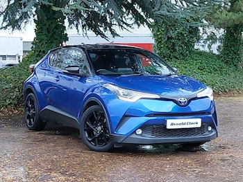 Used Toyota C-HR 2018 for sale - 76560352: Photo
