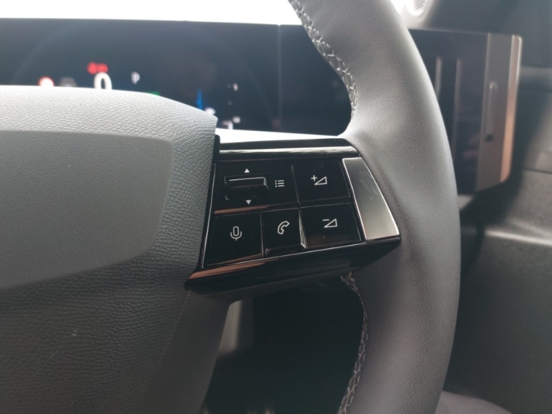 Used Vauxhall Astra 2024 for sale - 76103337: Photo 14