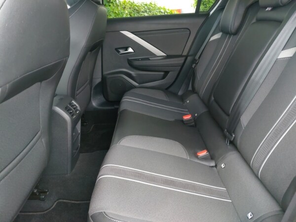 Used Vauxhall Astra 2024 for sale - 76103337: Photo 6