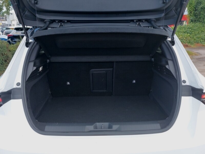 Used Vauxhall Astra 2024 for sale - 76103337: Photo 8