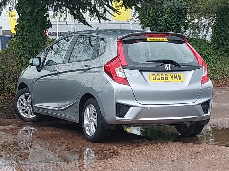 Used Honda Jazz 2016 for sale - 77822816: Photo 3