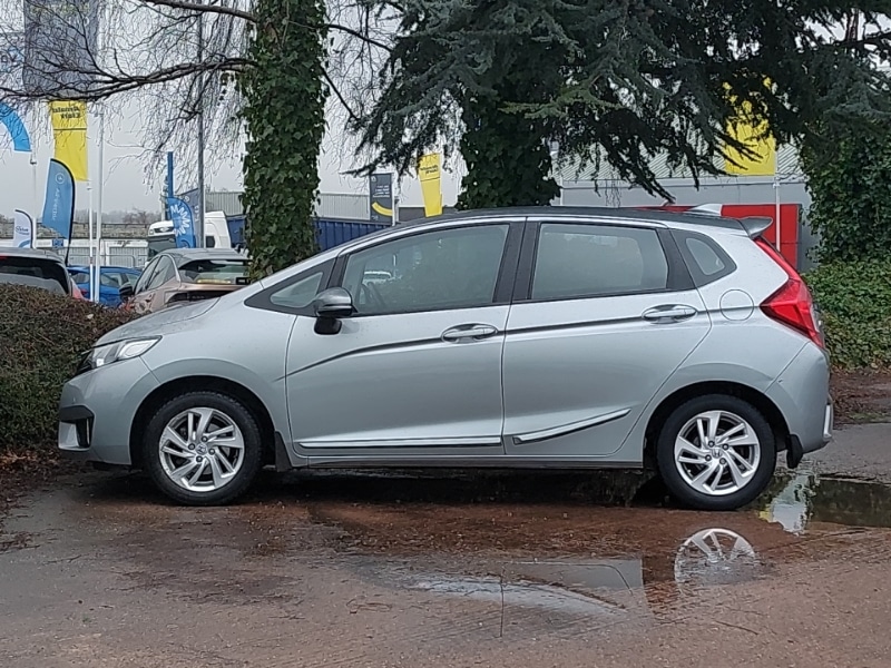 Used Honda Jazz 2016 for sale - 77822816: Photo 4