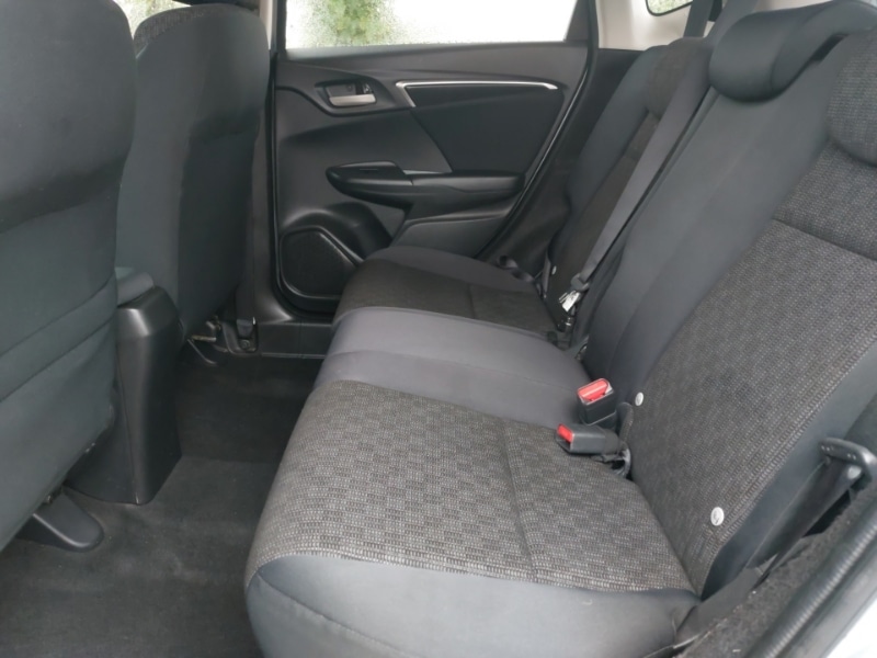 Used Honda Jazz 2016 for sale - 77822816: Photo 6