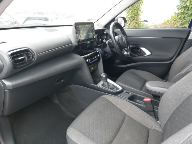 Used Toyota Yaris Cross 2023 for sale - 77495248: Photo 5
