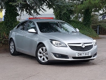 Vauxhall - Insignia