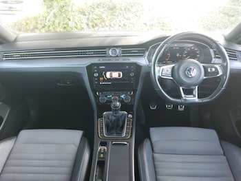 Used Volkswagen Passat 2019 for sale - 78202782: Photo