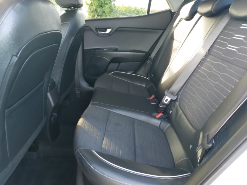 Used Kia Stonic 2021 for sale - 76403630: Photo 6