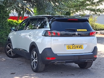 Used Peugeot 5008 2023 for sale - 79328454: Photo