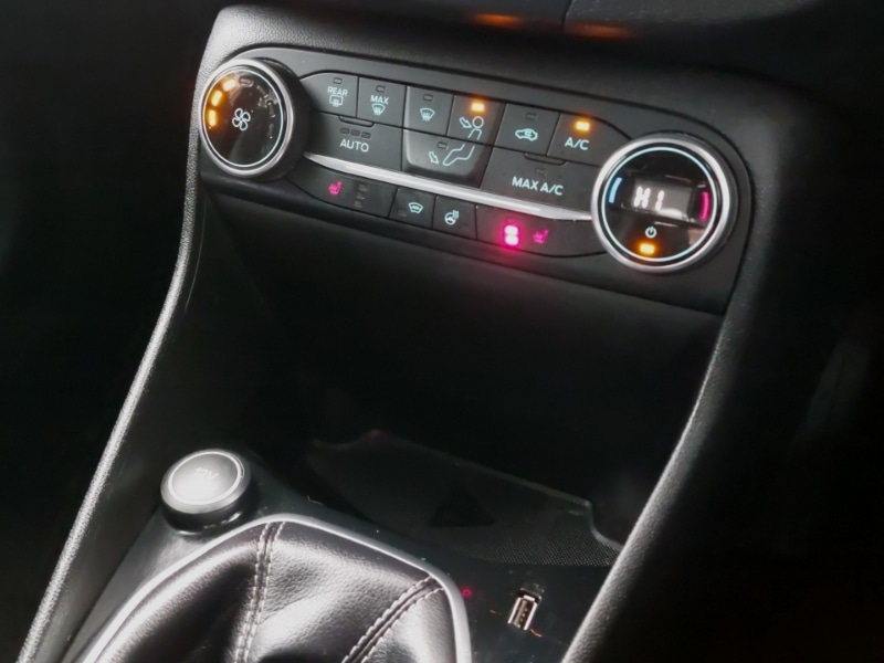 Used Ford Fiesta 2018 for sale - 77610852: Photo 18