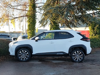 Used Toyota Yaris Cross 2022 for sale - 77281590: Photo