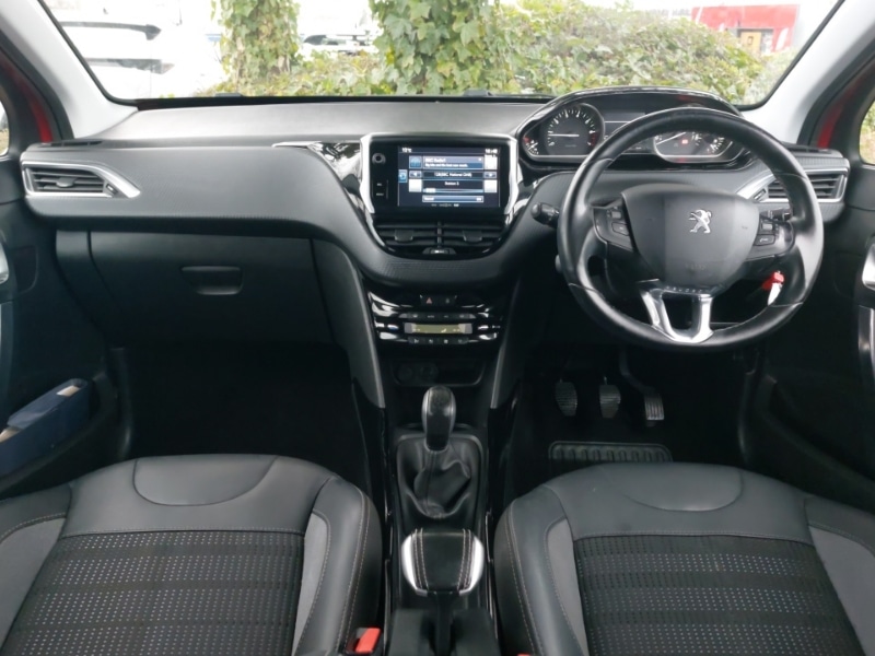 Used Peugeot 2008 2017 for sale - 77130182: Photo 2