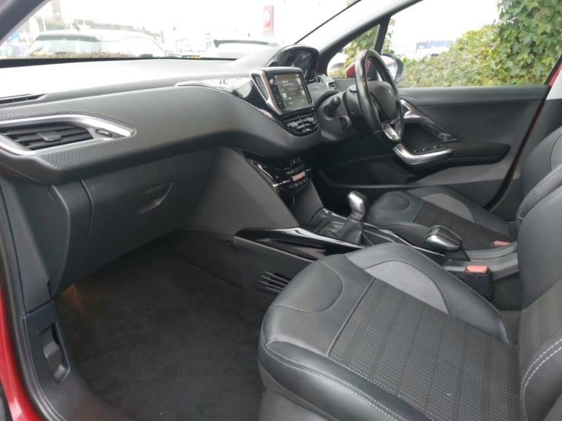 Used Peugeot 2008 2017 for sale - 77130182: Photo 5