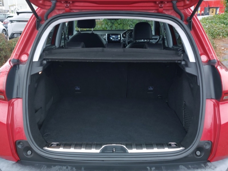 Used Peugeot 2008 2017 for sale - 77130182: Photo 8